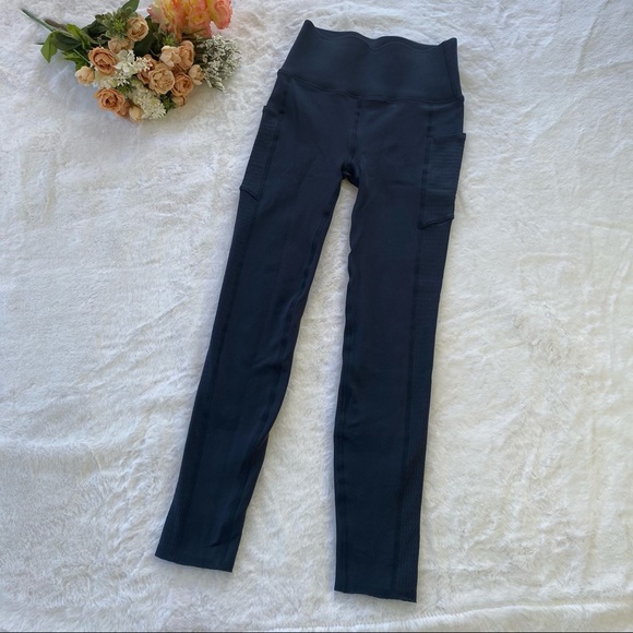 Fabletics Super Knits Navy Blue Leggings - Picture 4 of 14